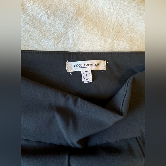 Good American Good Waist Scuba Pants - Picture 8 of 8